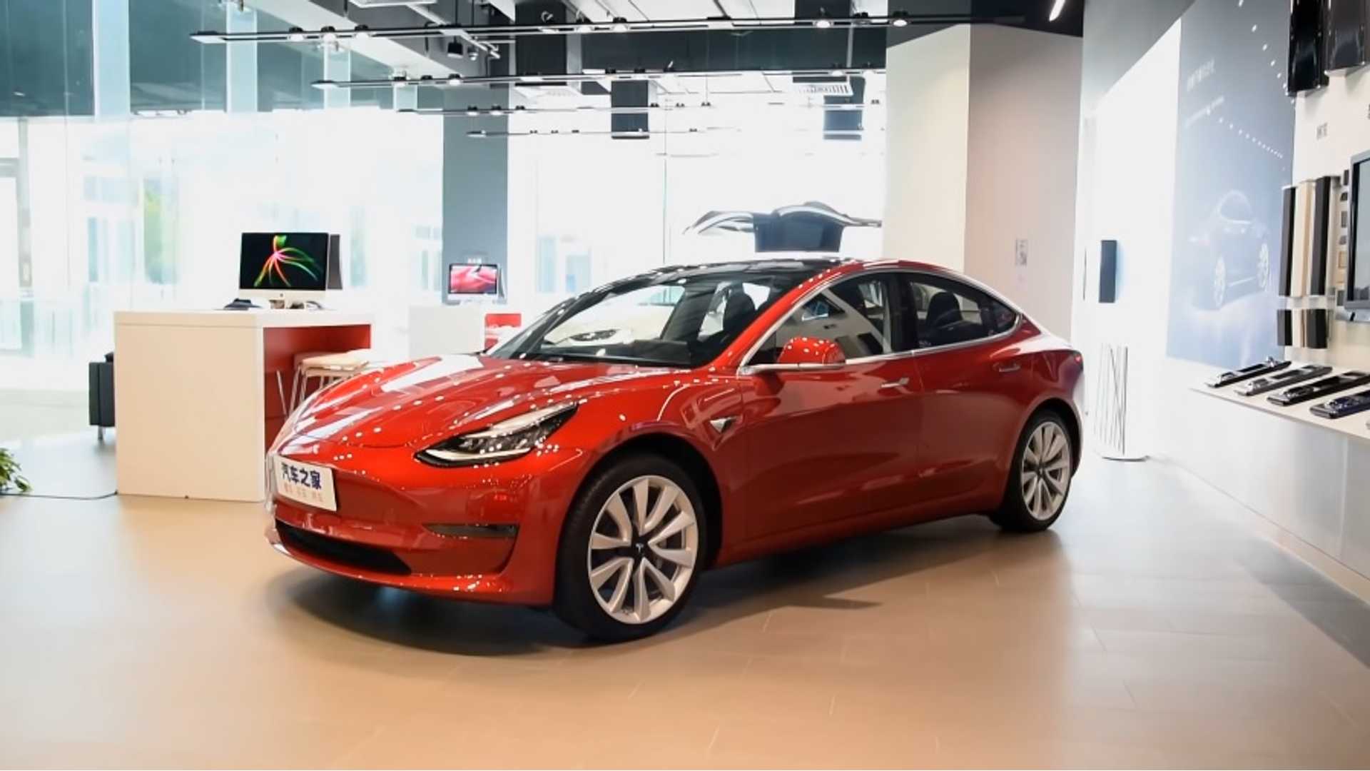 Tesla Model 3 Long Range RWD теперь в производстве в Китае