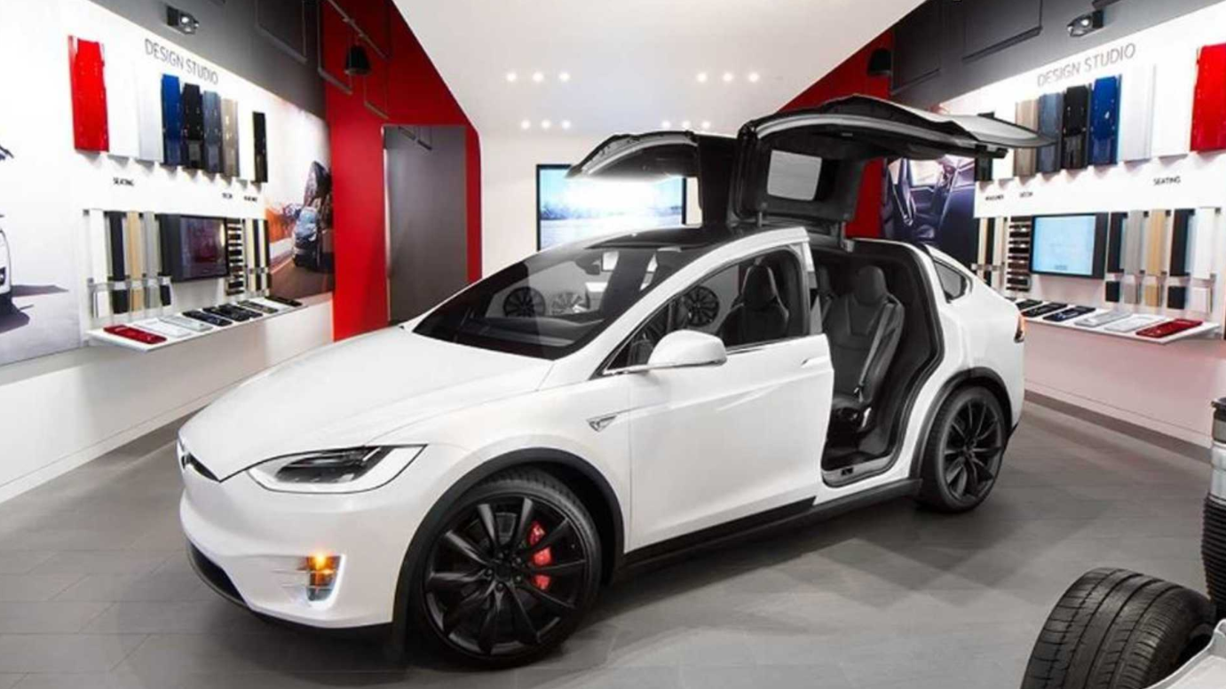 Tesla планирует открыть свой первый настоящий автономный магазин в Мичигане