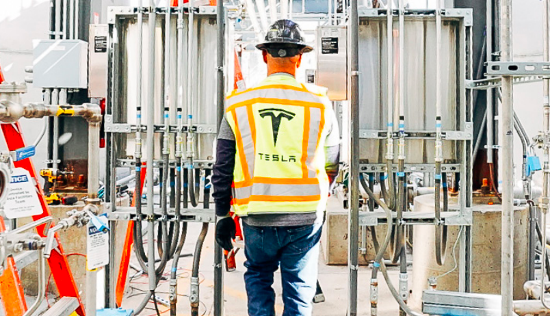 Tesla публикует план «Возвращение к работе»