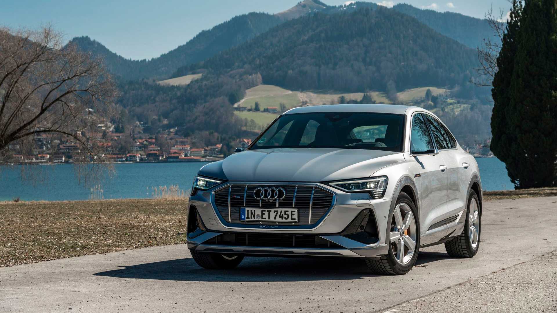 Audi e-tron Sportback Официальные номера EPA: 218 миль диапазона