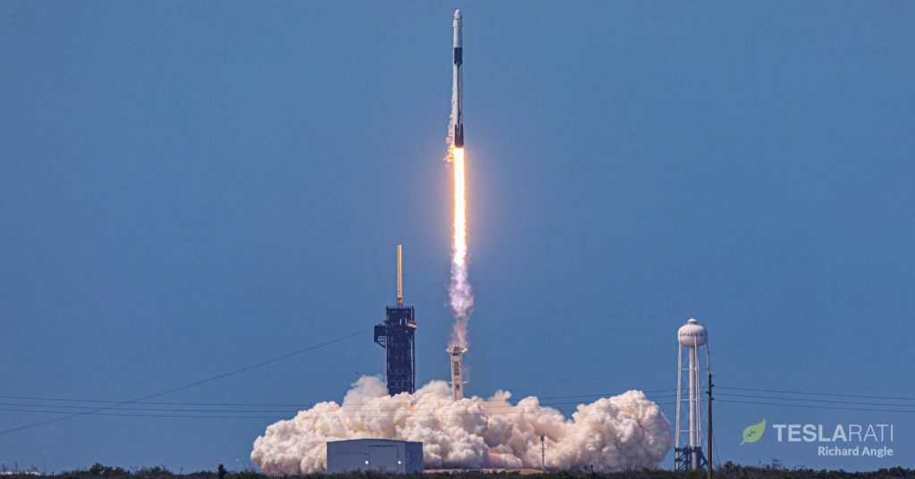 SpaceX получает одобрение НАСА для запуска астронавтов на космических кораблях многоразового использования