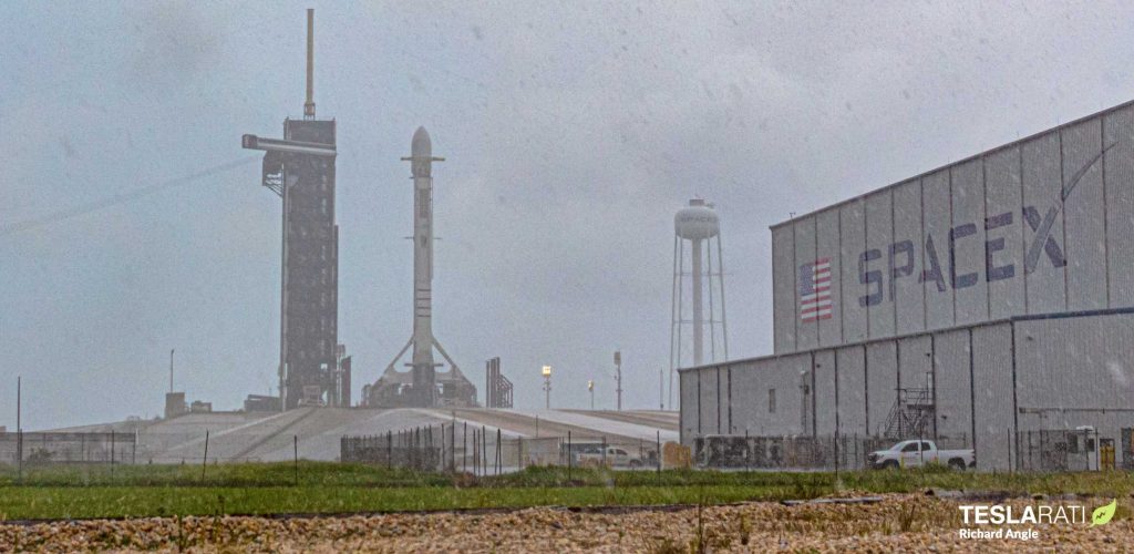 Десятый запуск Starlink в интернете от SpaceX отложен из-за штормов во Флориде