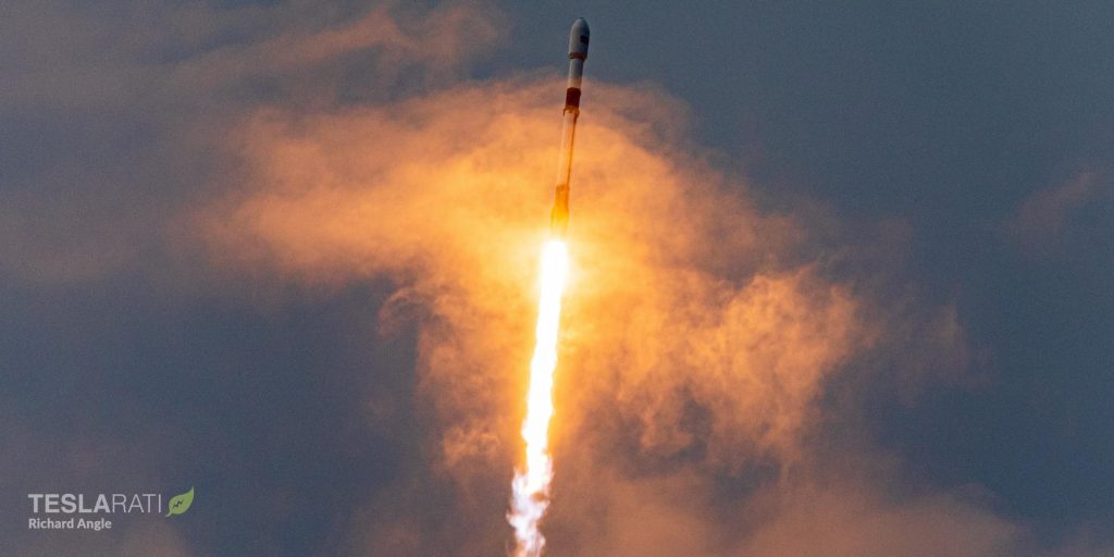 SpaceX готовится к последнему запуску и посадке Falcon 9 в 2020 году с помощью mystery spysat