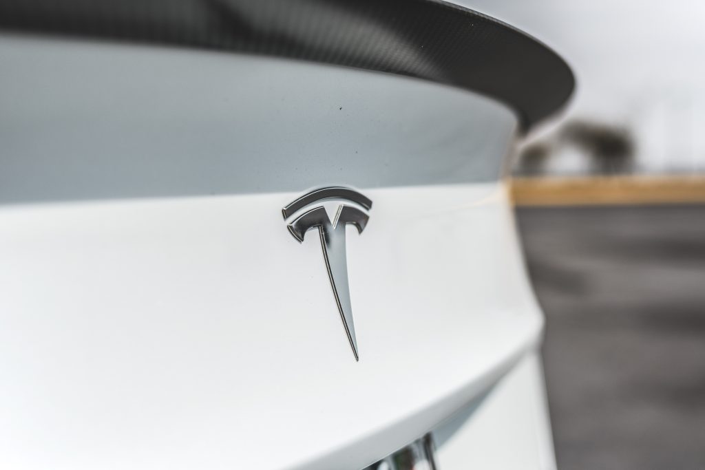 Tesla (TSLA) достигла нового рекорда после наивысшей оценки на сегодняшний день