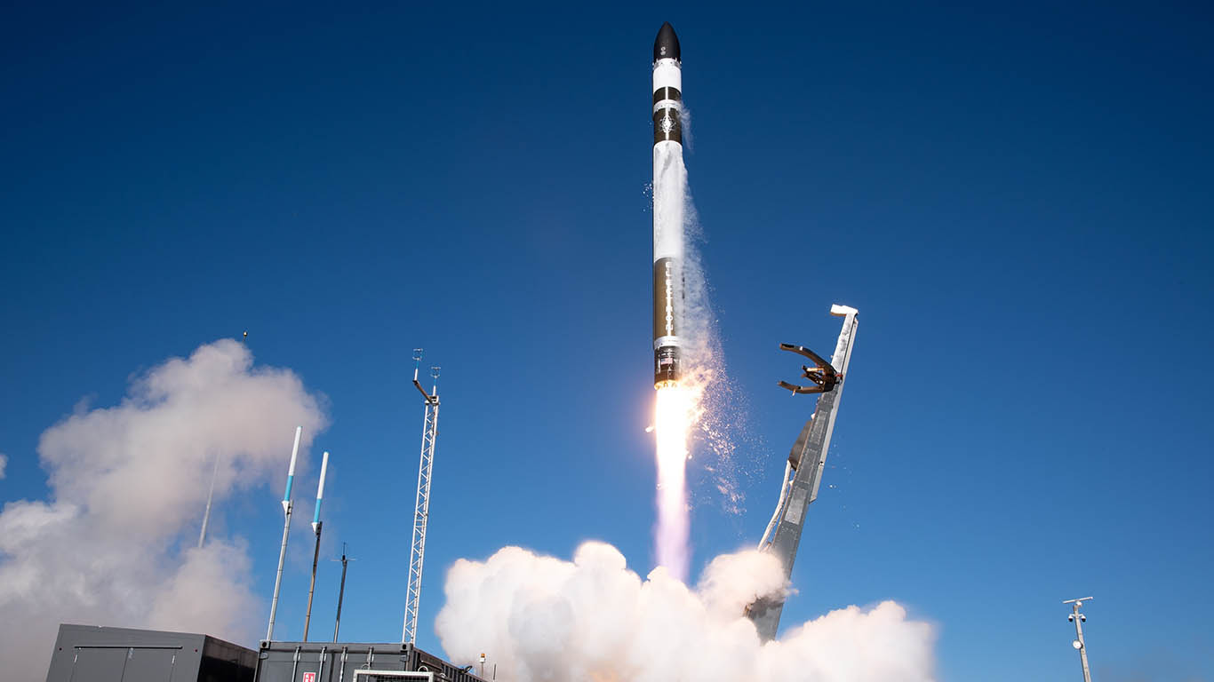 Крошечная ракета Electron от Rocket Lab будет пятым запуском в Новой Зеландии в этом году