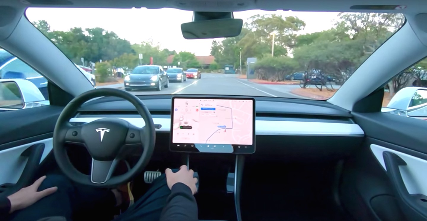 « Кнопка » Full Self-Driving Beta Tesla должна прибыть сегодня вечером: вот чего ожидать