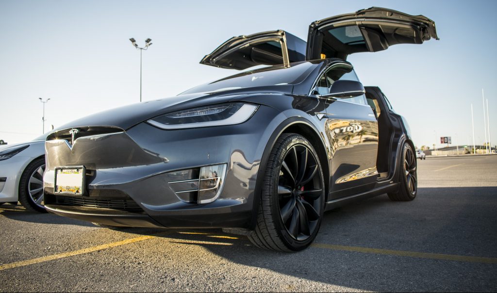 Отчет о безопасности Tesla Q3 2020 показывает больше уверенности в автопилоте, чем когда-либо прежде