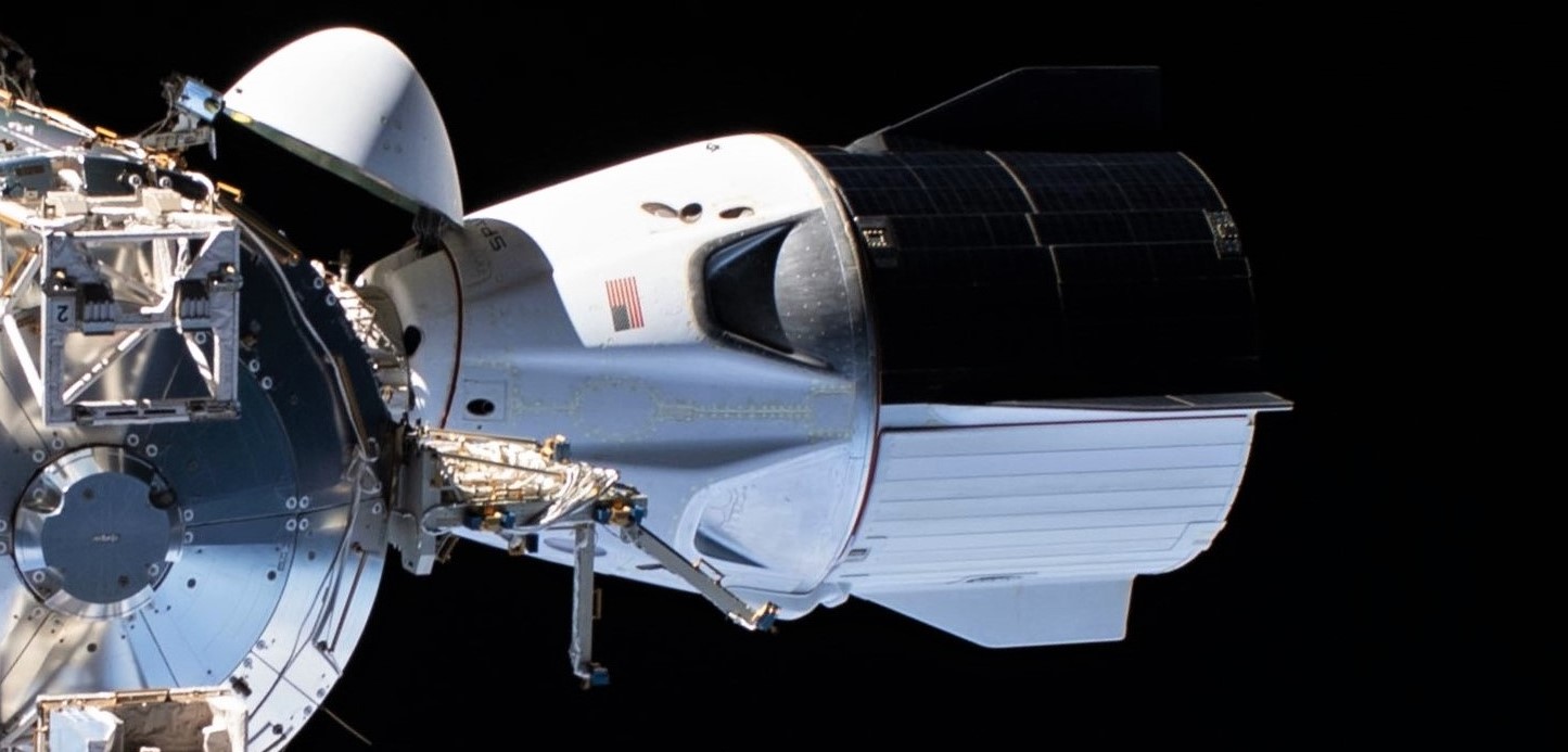 Космический корабль SpaceX Dragon будет постоянно присутствовать в космосе с этого года