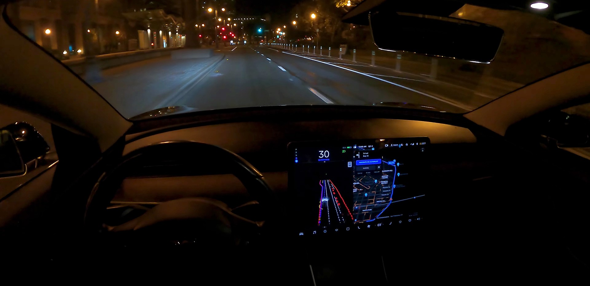 Tesla FSD Beta продолжает впечатляющую работу с монтажом ночного вождения