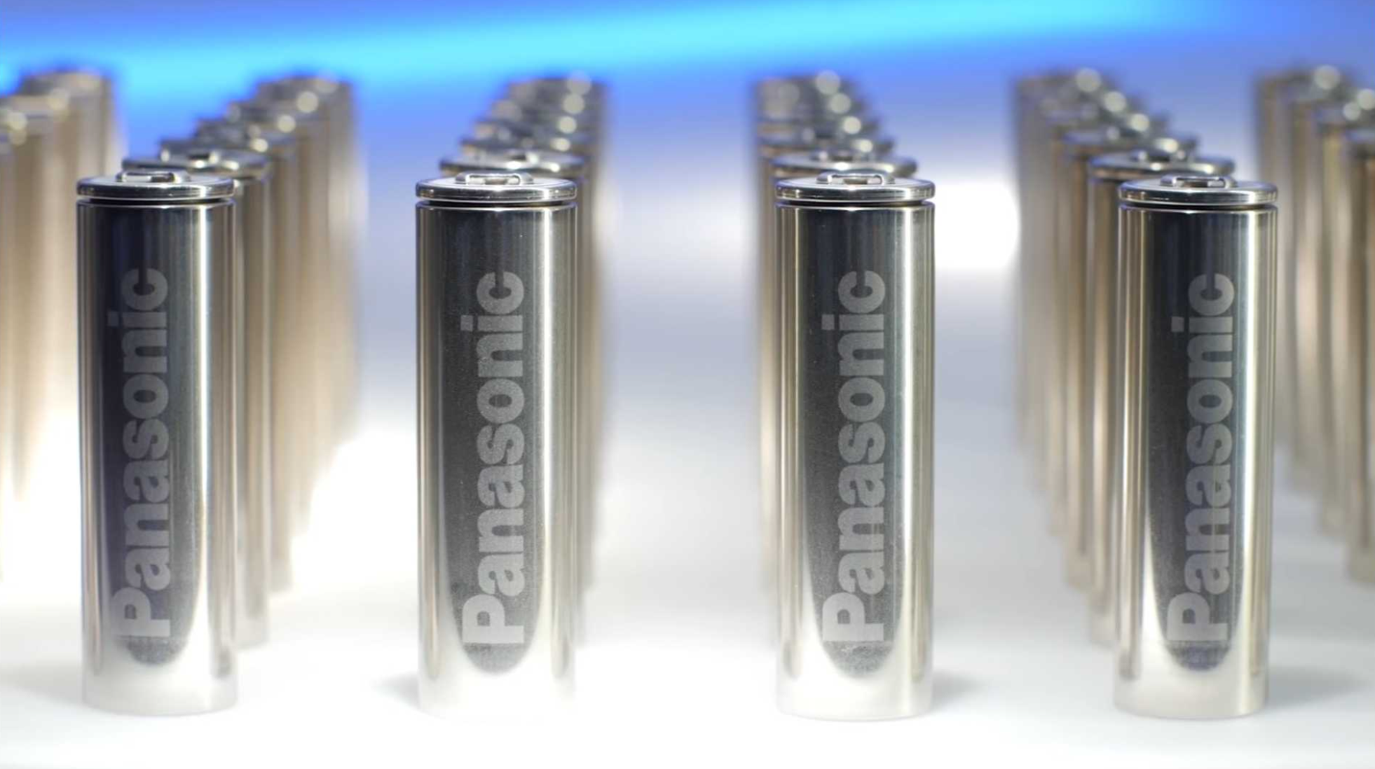 Tesla получит более быструю зарядку энергоемких аккумуляторных батарей от Panasonic