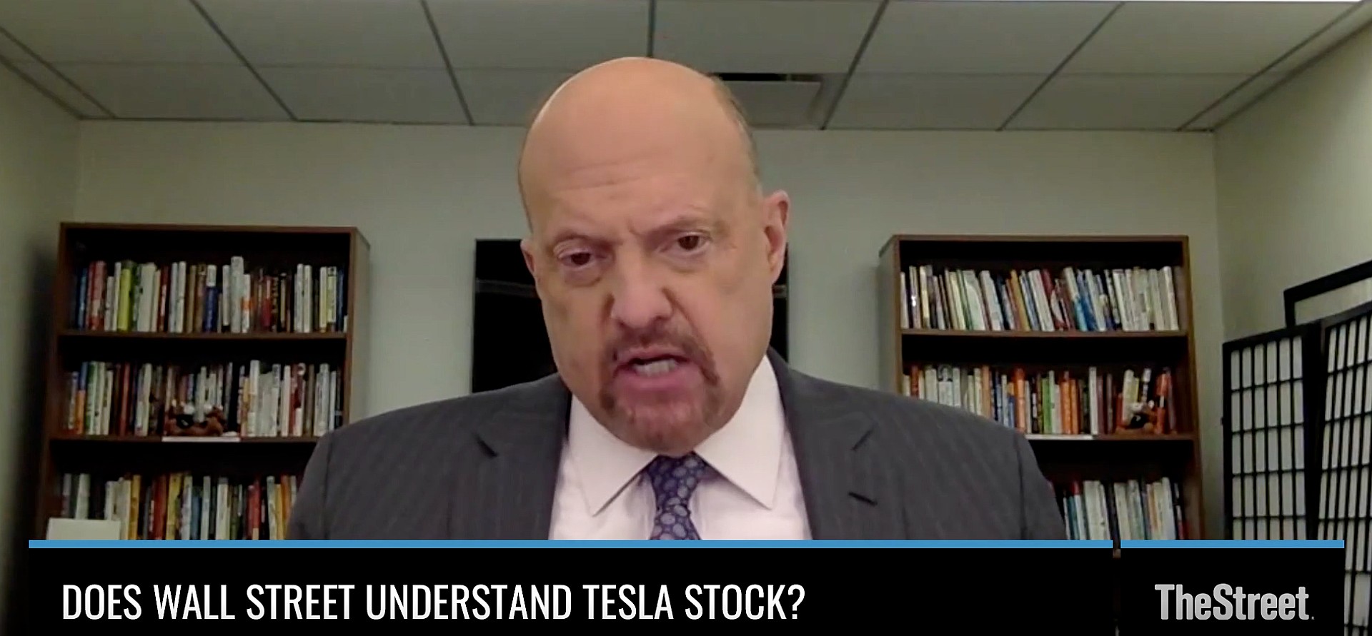 Бык в Tesla (TSLA) Джим Крамер рассказывает о целевой цене в 90 долларов и о том, как молодые инвесторы видят TSLA