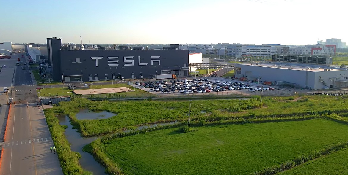 Tesla заключает пятилетнюю сделку по литию с китайской Sichuan Yahua