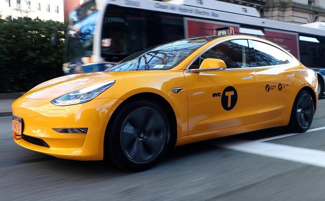 Tesla Model 3 New York желтое такси: первые впечатления от поездки