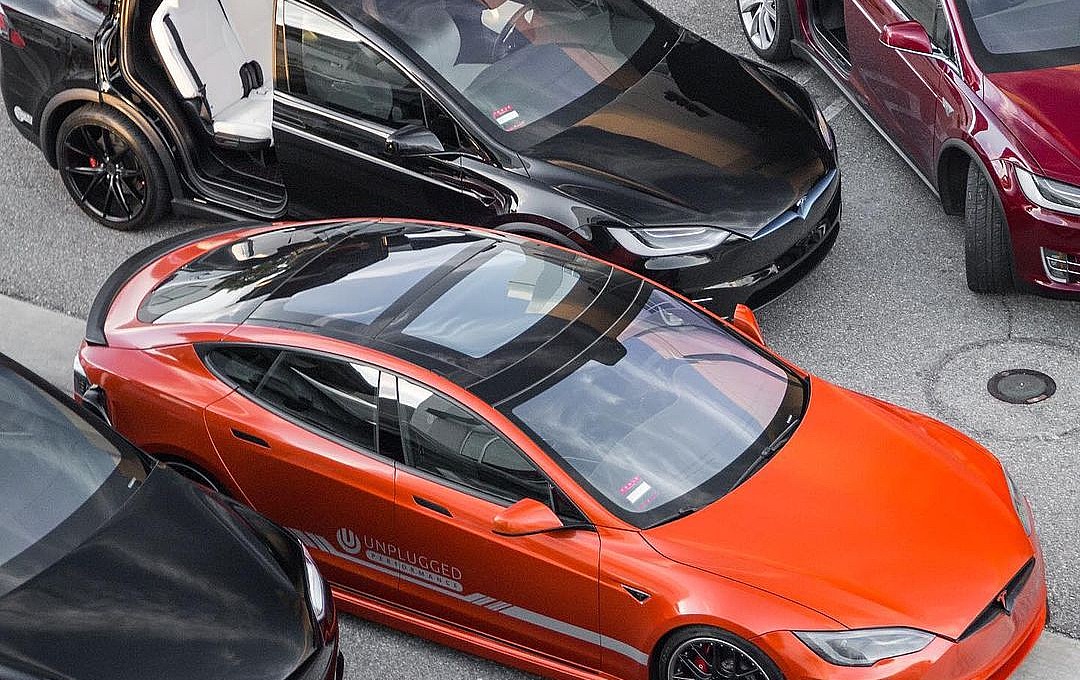 Tesla Model S и Model X практически подтвердили обновление селфи-камеры