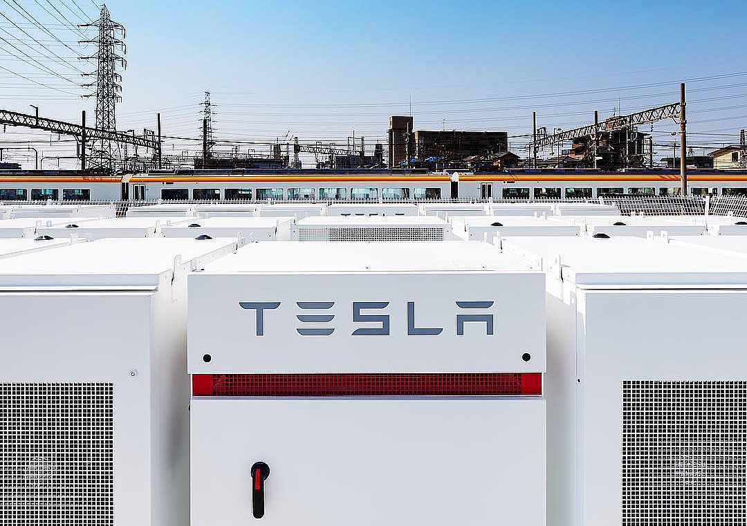 Tesla установила рекордный год для энергетического бизнеса в 2020 году