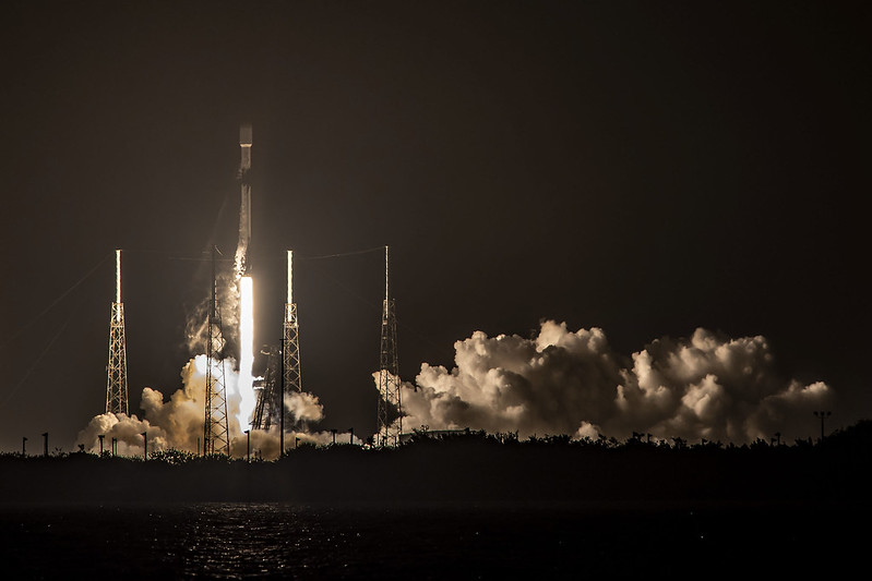 SpaceX планирует первый запуск в 2021 году на этой неделе