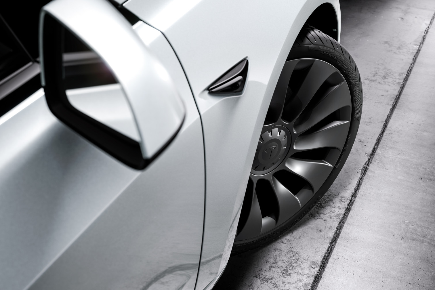 Tesla Model 3 SR Plus распродана в Великобритании во втором квартале, несмотря на отсутствие стимулов к покупке электромобилей