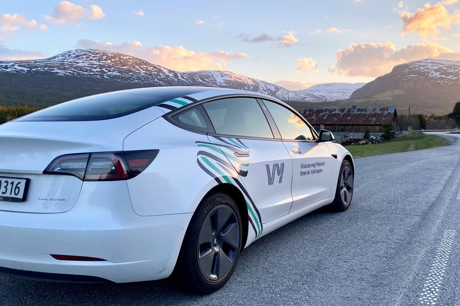 Крупнейший транспортный оператор Норвегии начал аренду Tesla Model 3