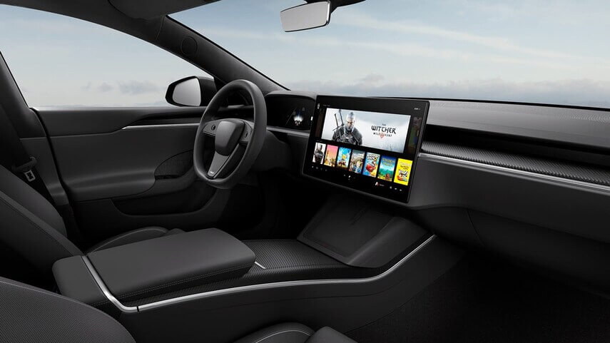تم تجهيز Tesla Model S ، Model X الآن بعجلة قيادة مستديرة بشكل افتراضي