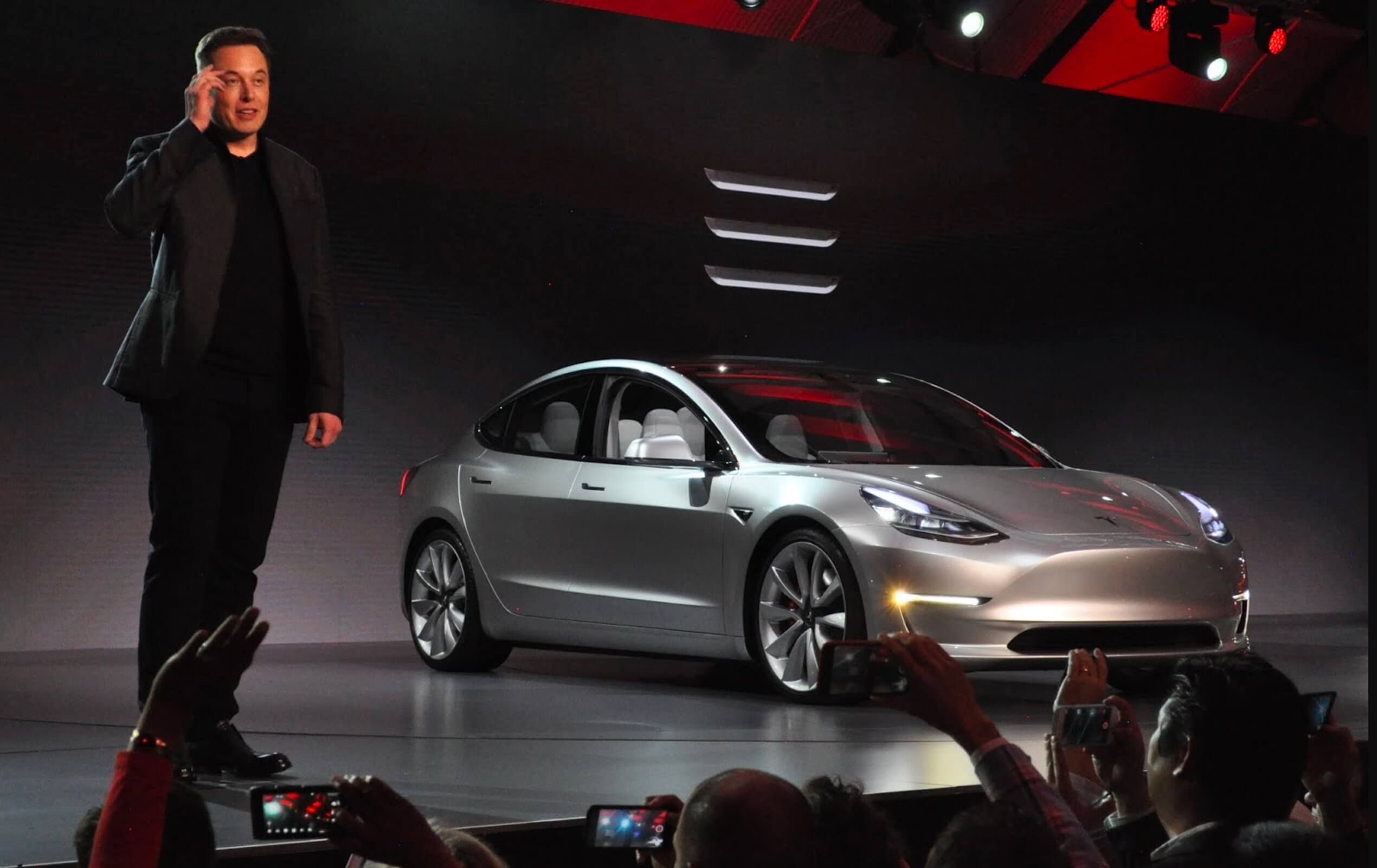 Yönetim kurulu üyesi, Tesla’nın Musk’ının rakibi daha iyi bir araba yaparsa iflası kabul edeceğini söyledi