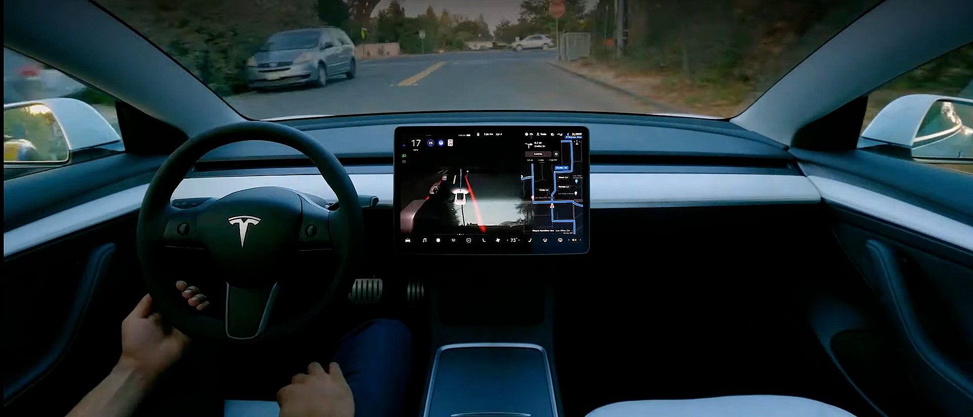 Tesla заявляет клиентам, что не будет соблюдать ретроактивные цены на Full Self-Driving