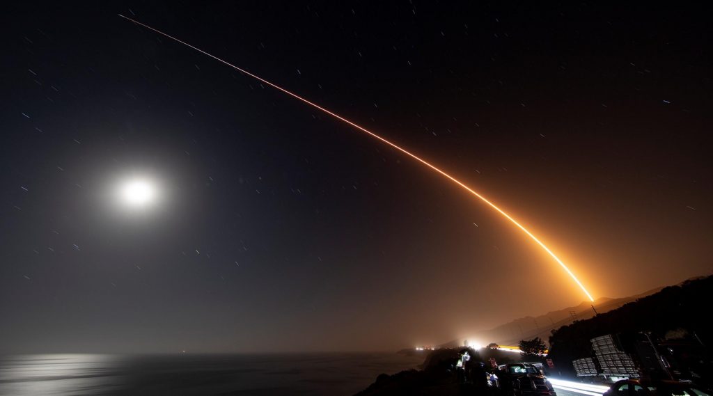 SpaceX планирует второй запуск Falcon 9 Starlink на западном побережье