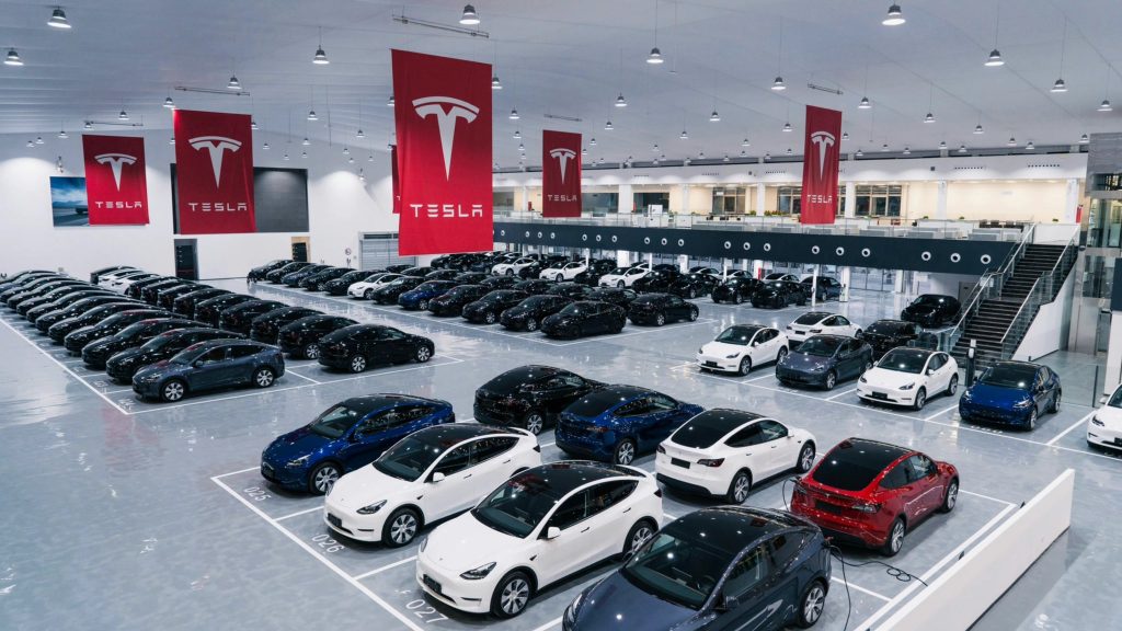 Ожидается, что продажи Tesla (TSLA) за текущий финансовый квартал составят 16,44 млрд долларов.