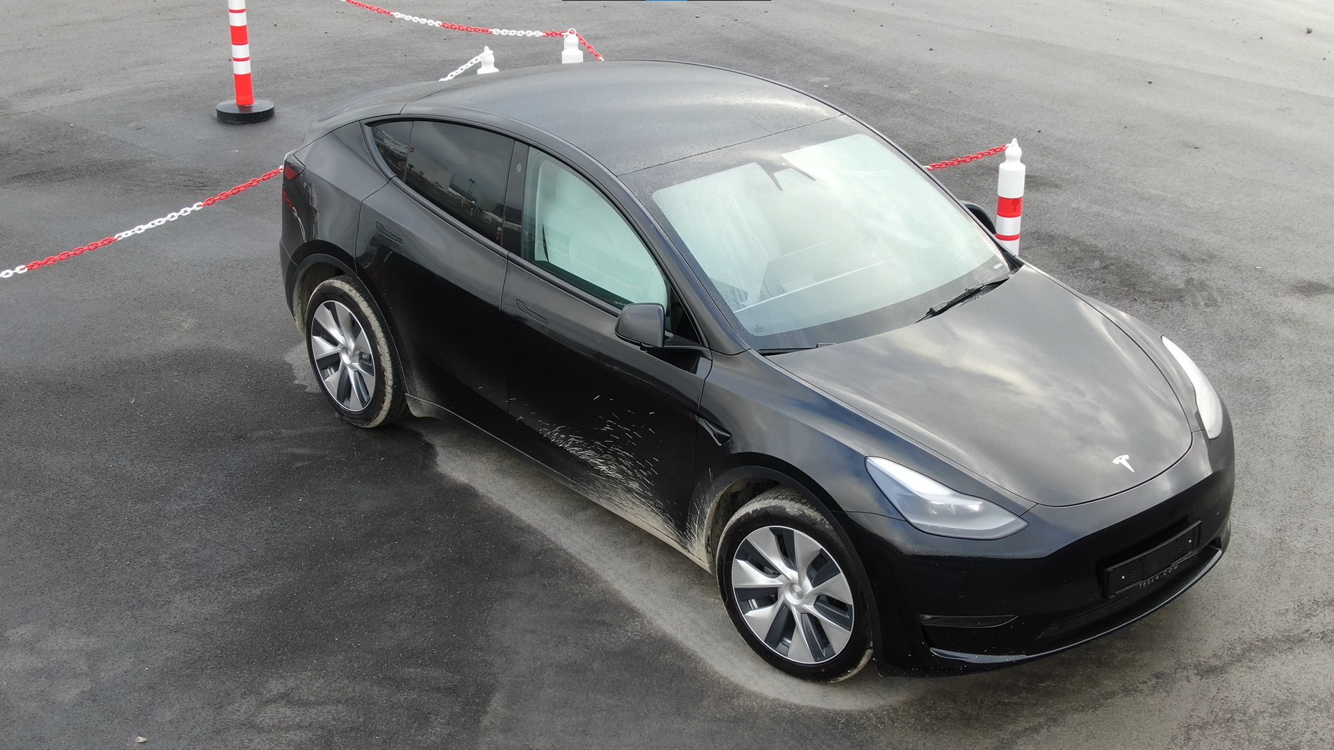 Предпродажный образец Tesla Model Y, возможно, был замечен в Giga Berlin