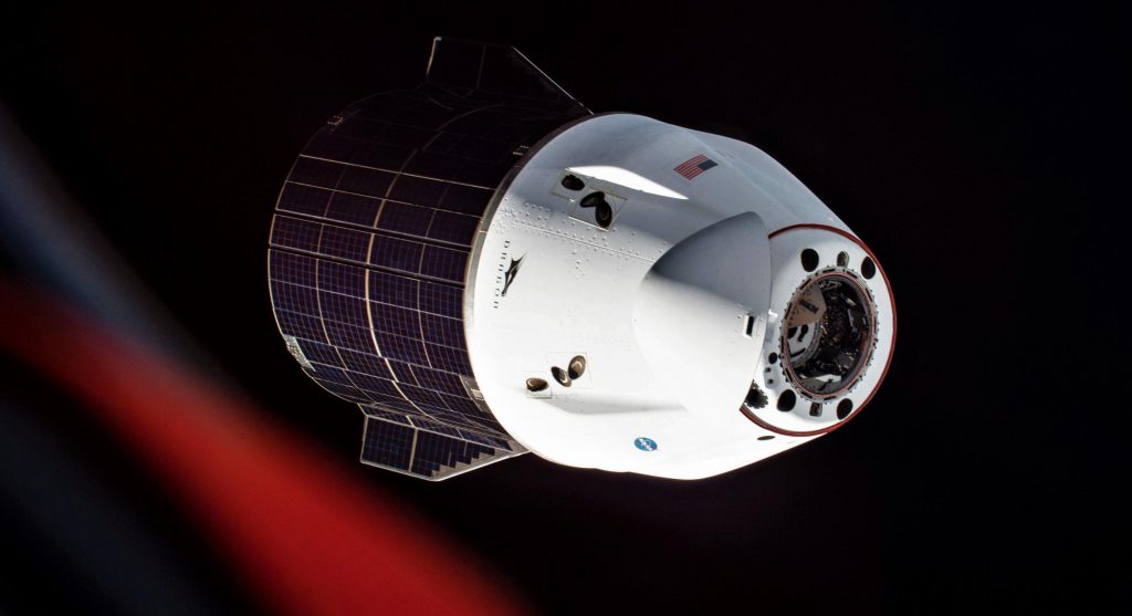 Космический корабль SpaceX Cargo Dragon вернулся на Землю после второго выхода на орбиту