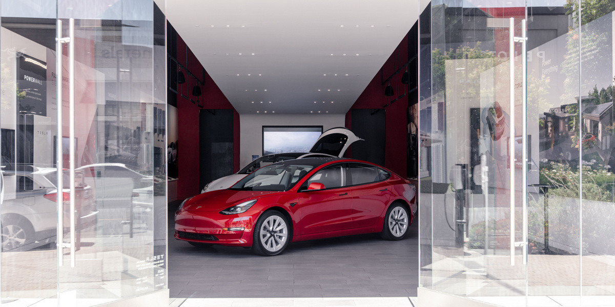 Распродажа Tesla (TSLA) проложила путь к «инвестиционным возможностям поколения»: CFRA