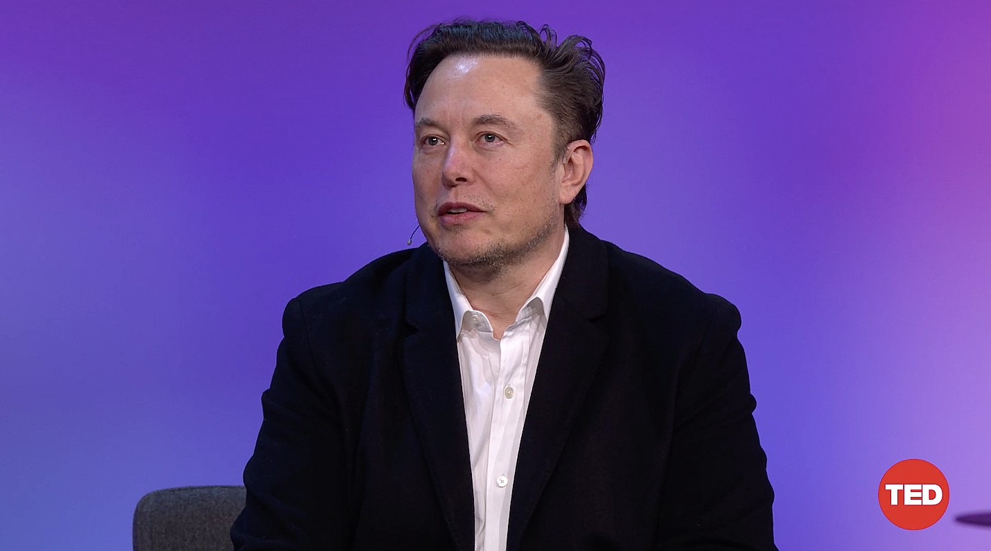 Падение Tesla (TSLA) лишило Илона Маска около 100 миллиардов долларов.
