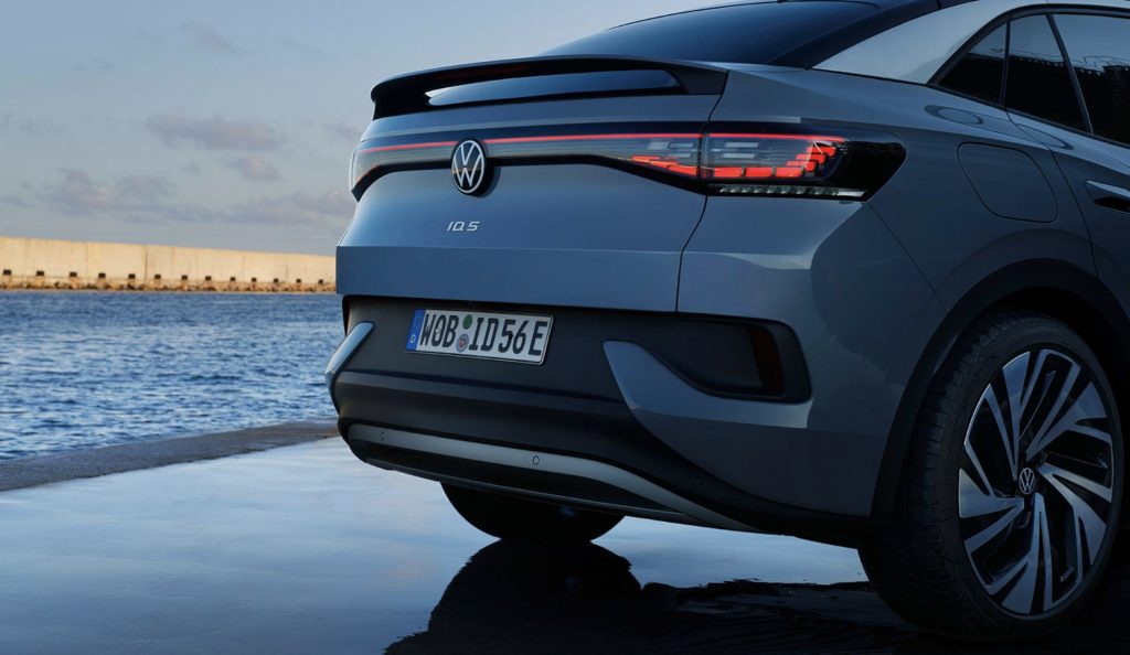 Volkswagen запускает онлайн-продажи автомобилей ID.4 и ID.5 в Германии