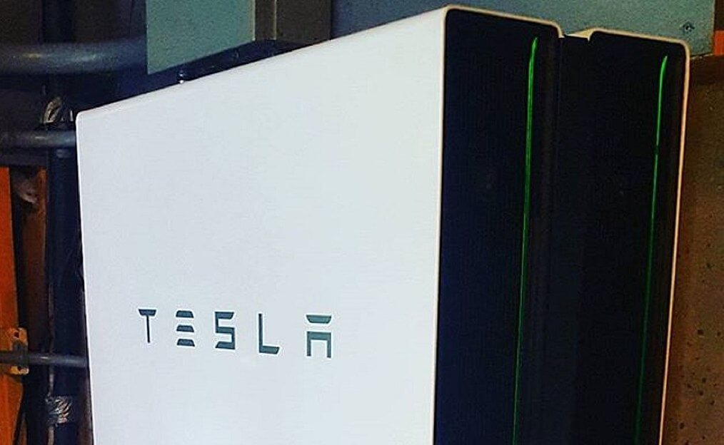 Новые продукты Tesla Energy дразнили в отчете «внутренней встречи:»