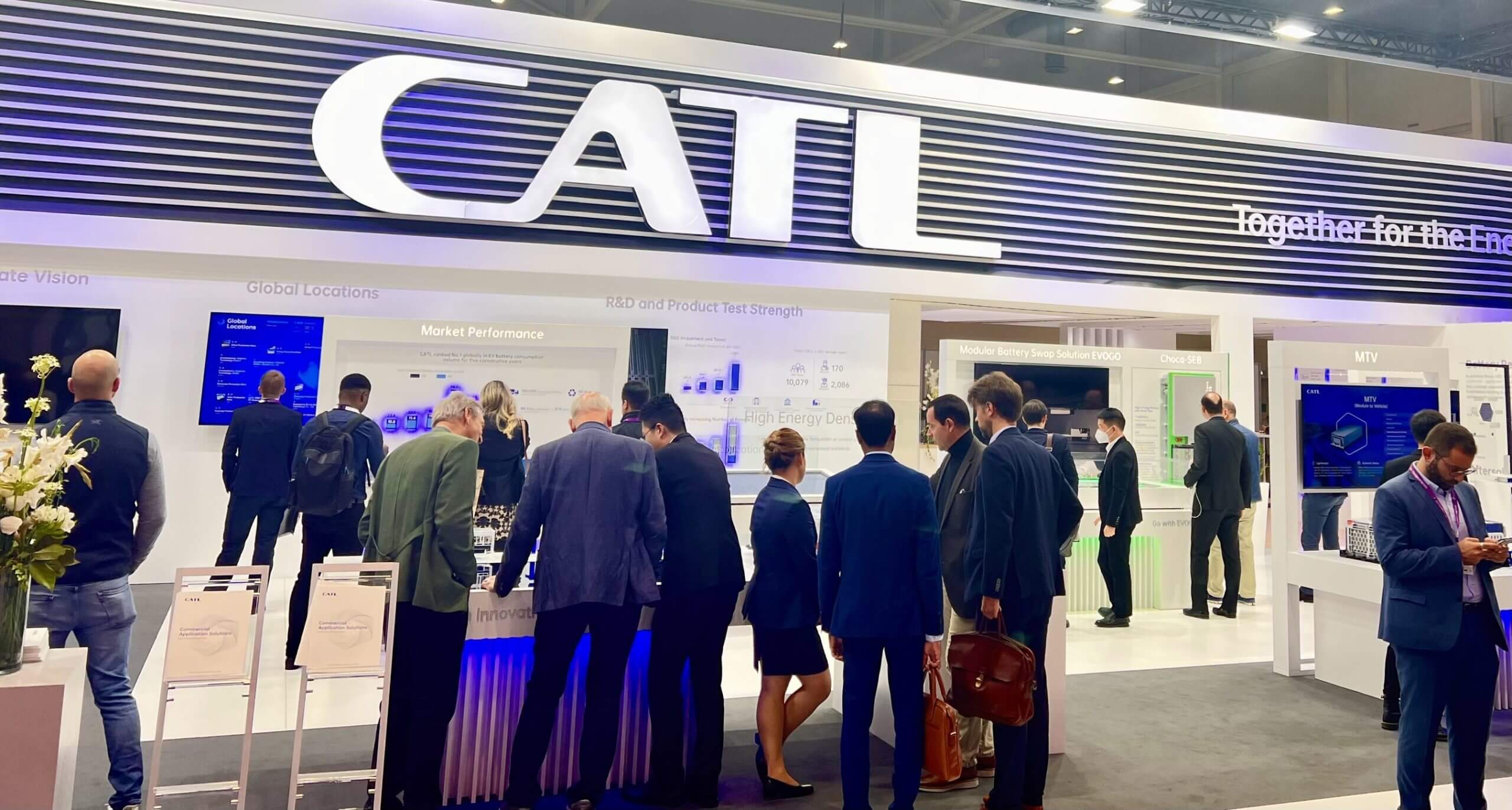 CATL llega a múltiples acuerdos de baterías para vehículos eléctricos comerciales