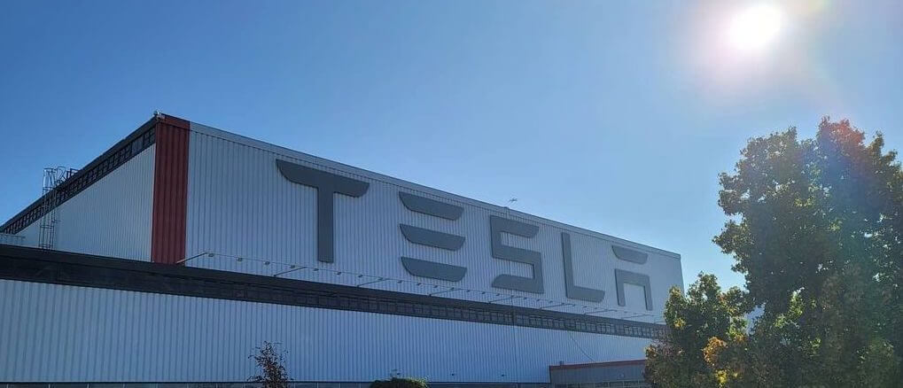 Bürgermeister von Emeryville sagt Werksbesichtigung von Tesla ab;  zitiert Elon Musk & Twitter