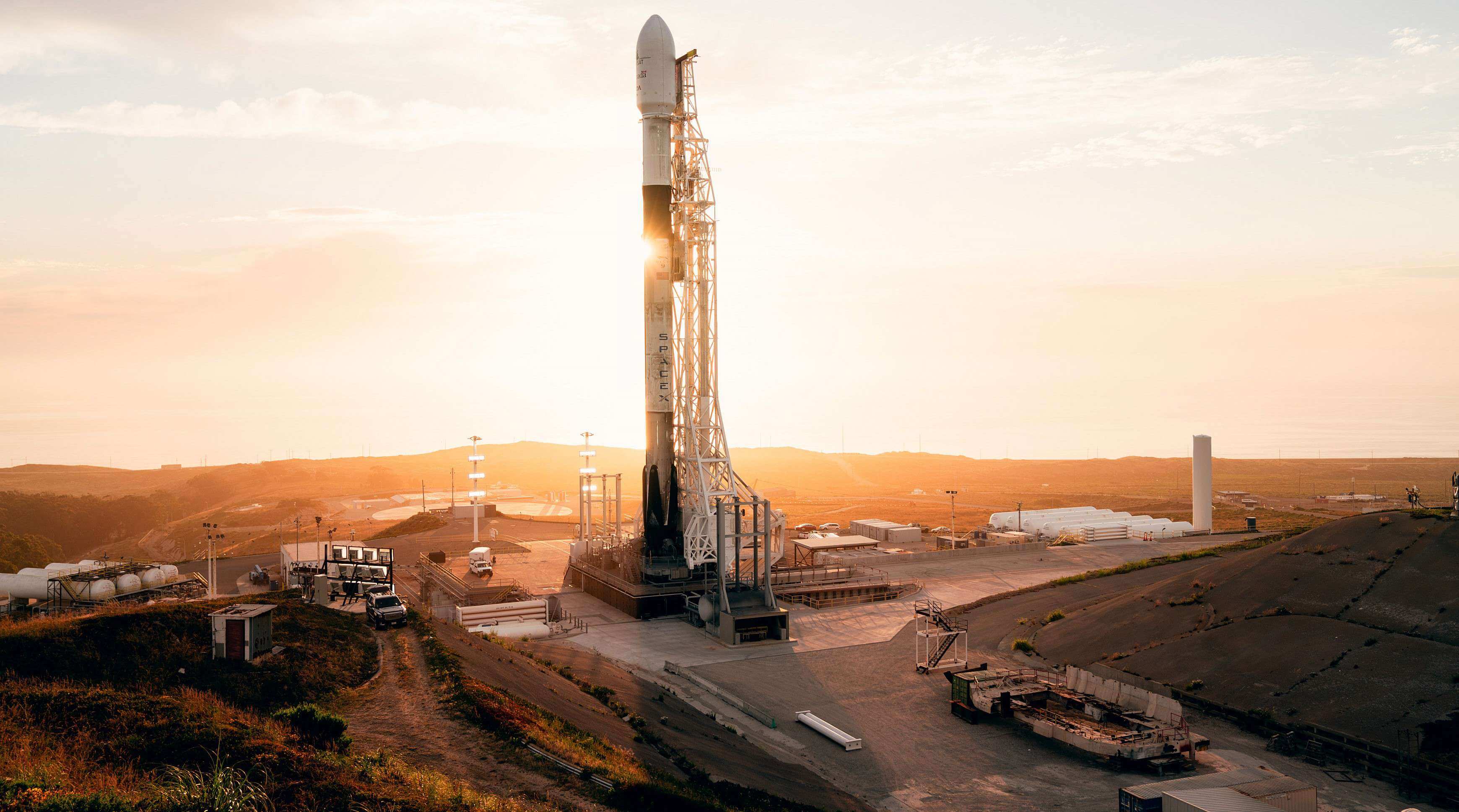 SpaceX vertraagt ​​lancering Starlink na Falcon 9 statische brandtest