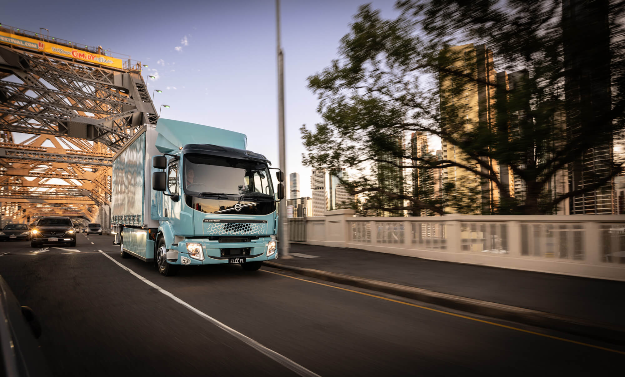Volvo menerima tempahan terbesar untuk trak elektrik di Australia
