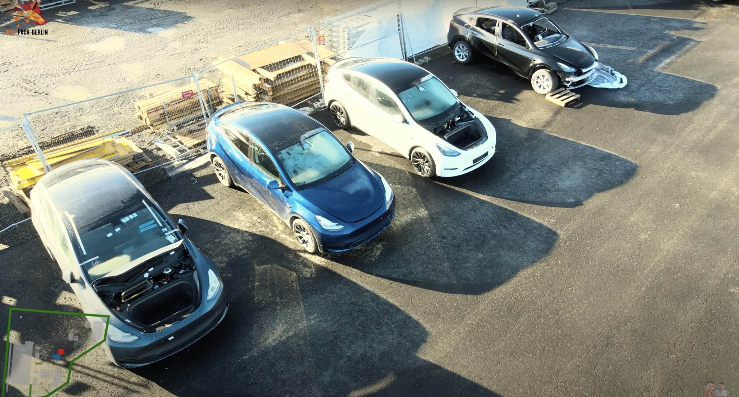 Des images de Tesla Giga Berlin font allusion au prochain déploiement de peinture Deep Blue Metallic