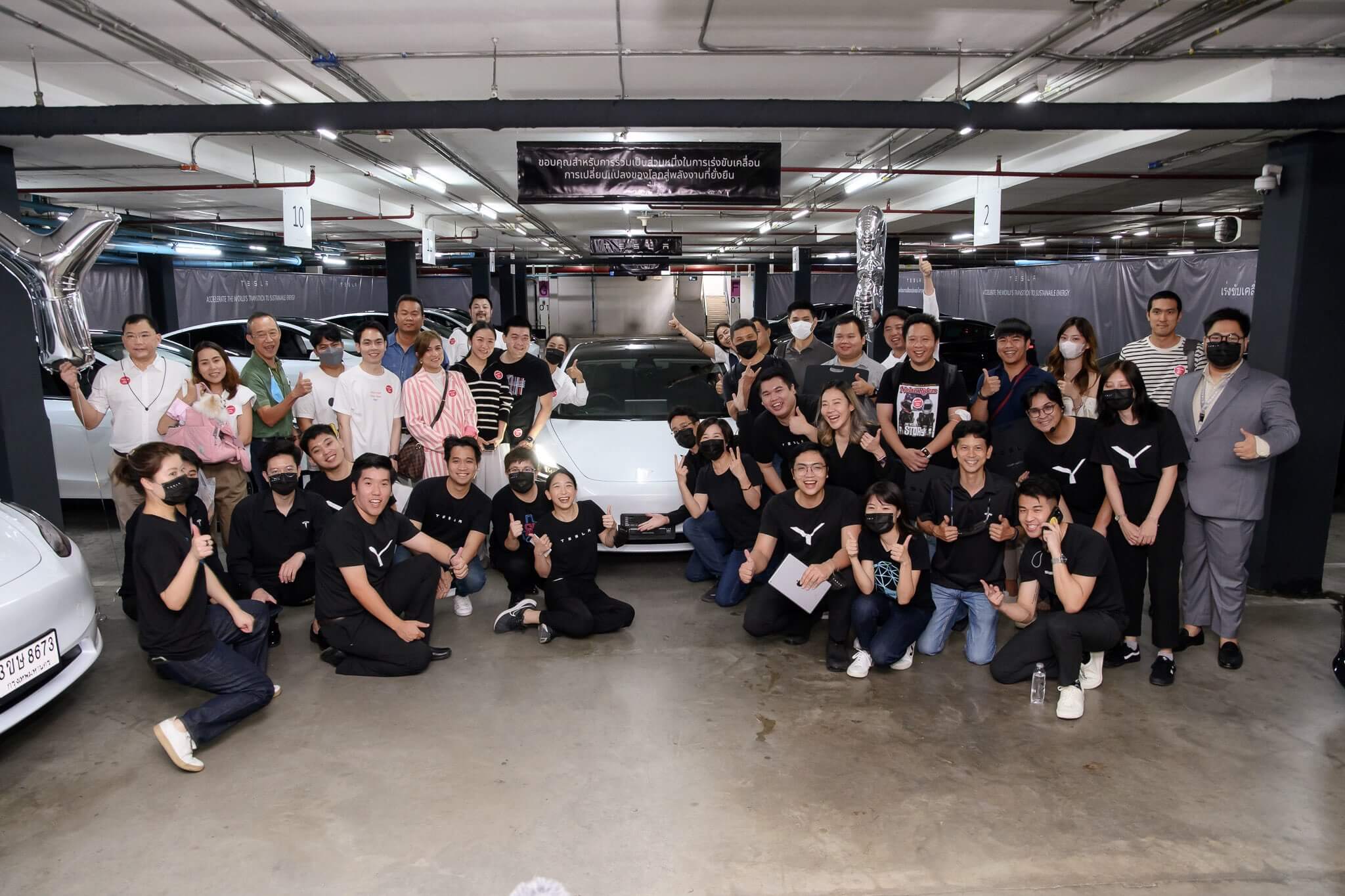 टेस्ला ने थाईलैंड में पहले मॉडल 3 और मॉडल वाई की डिलीवरी की