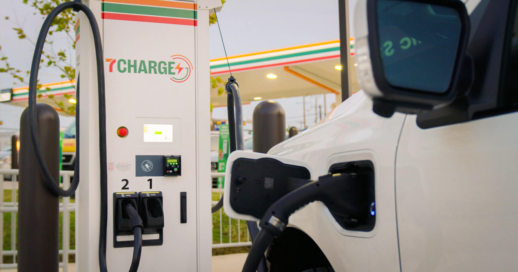 7-Eleven rejoint la liste croissante de détaillants pour ajouter des bornes de recharge pour véhicules électriques