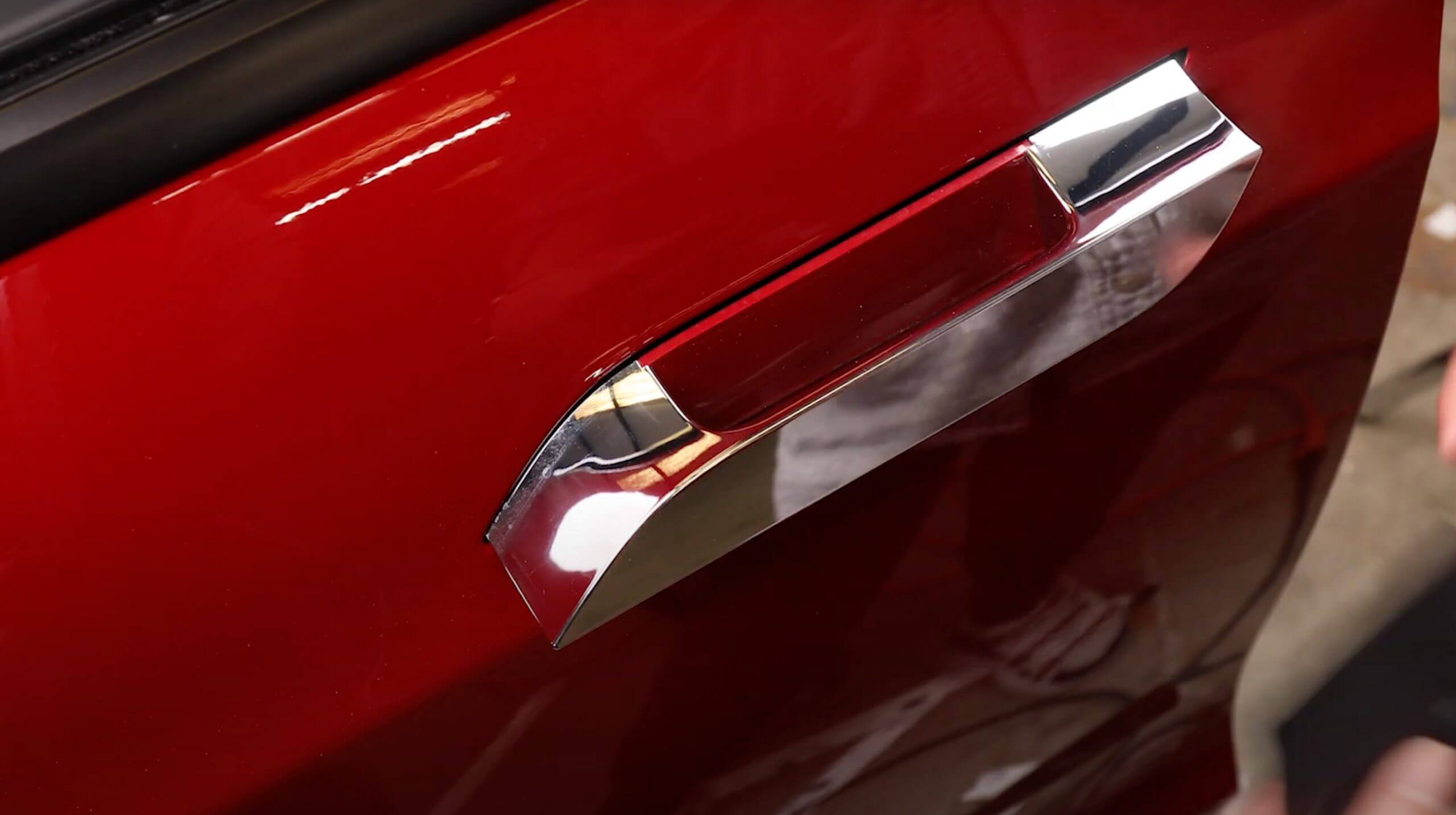 Судебный процесс по поводу дверных ручек Tesla Model S принимает новый оборот