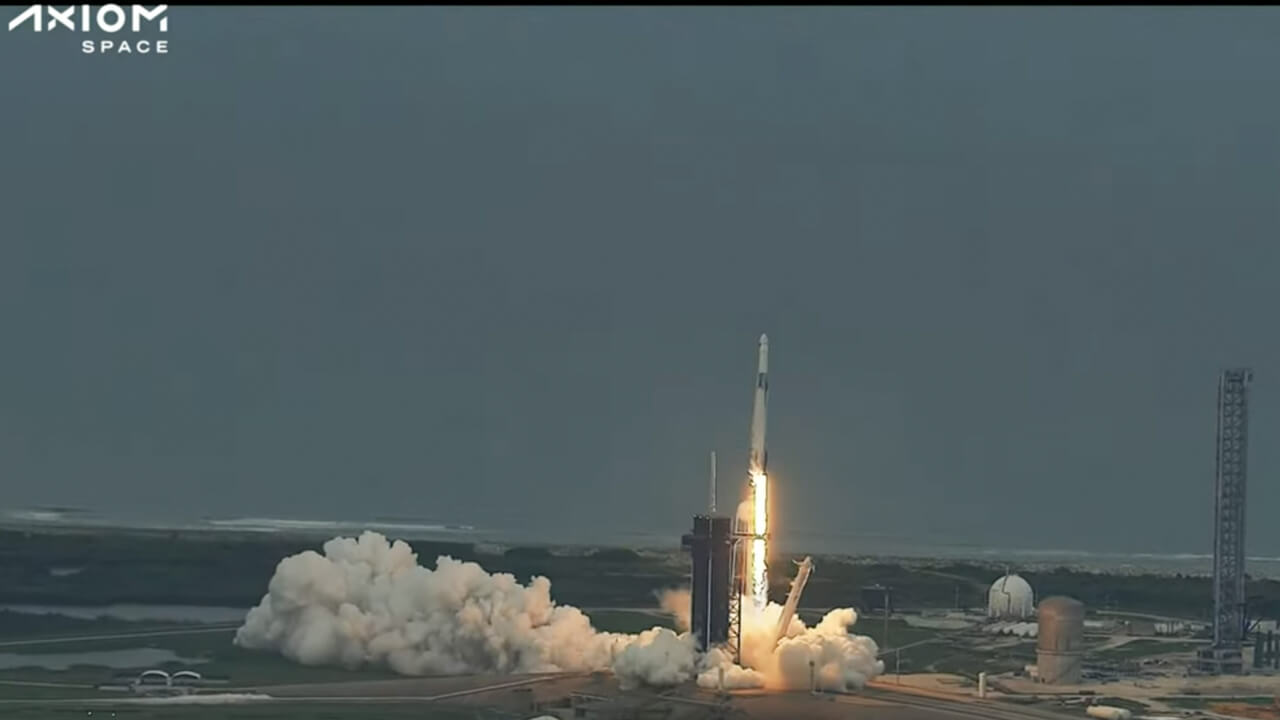 Axiom-2 임무는 SpaceX의 호의로 국제 우주 정거장으로 향합니다.