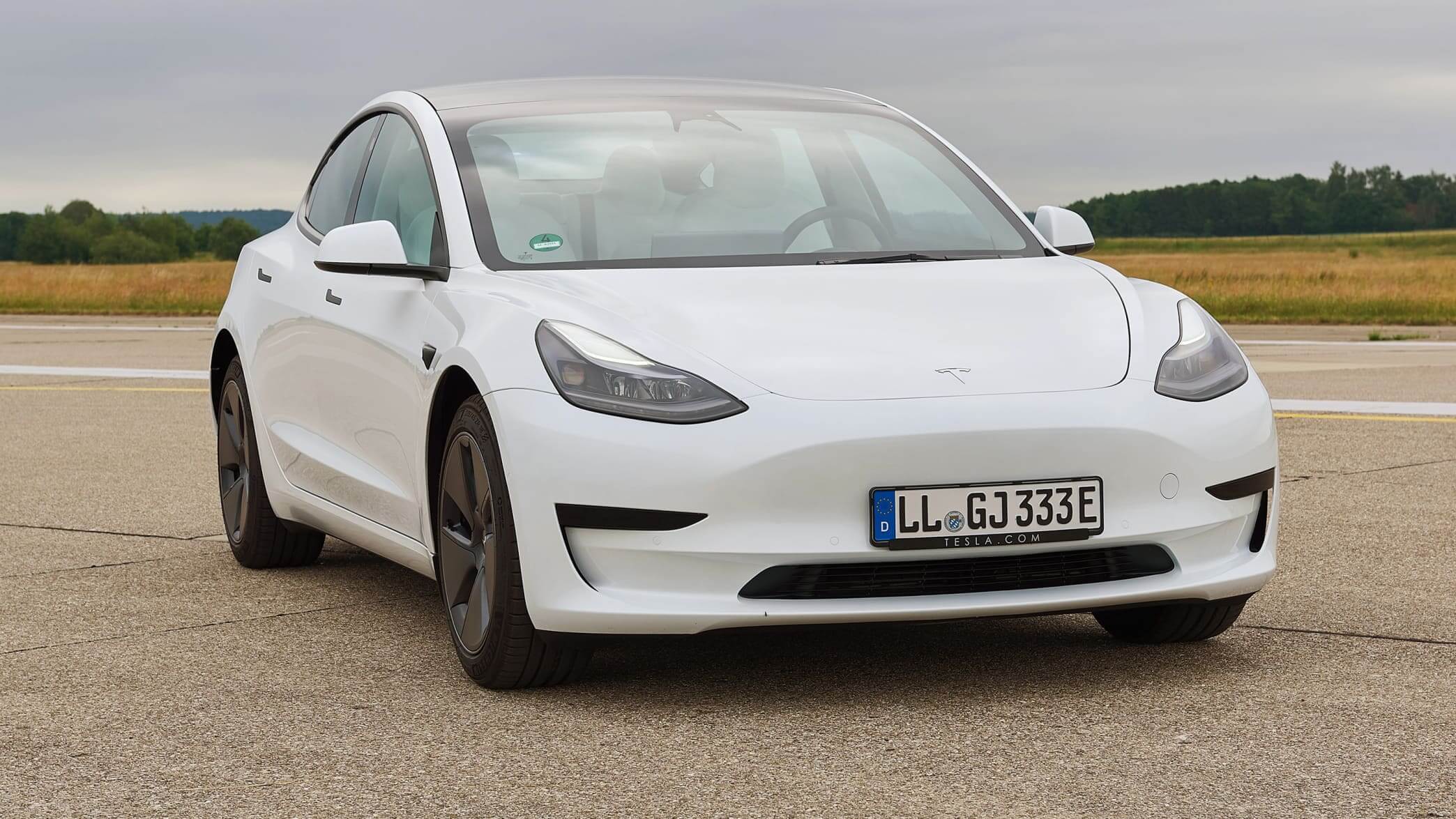 Tesla Model 3 übertrifft die Konkurrenz von Benzinfahrzeugen in einer Zuverlässigkeitsstudie