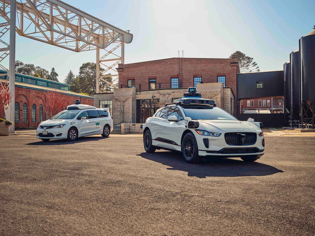 Uber dan Waymo bekerjasama untuk menolak kenderaan autonomi di Phoenix
