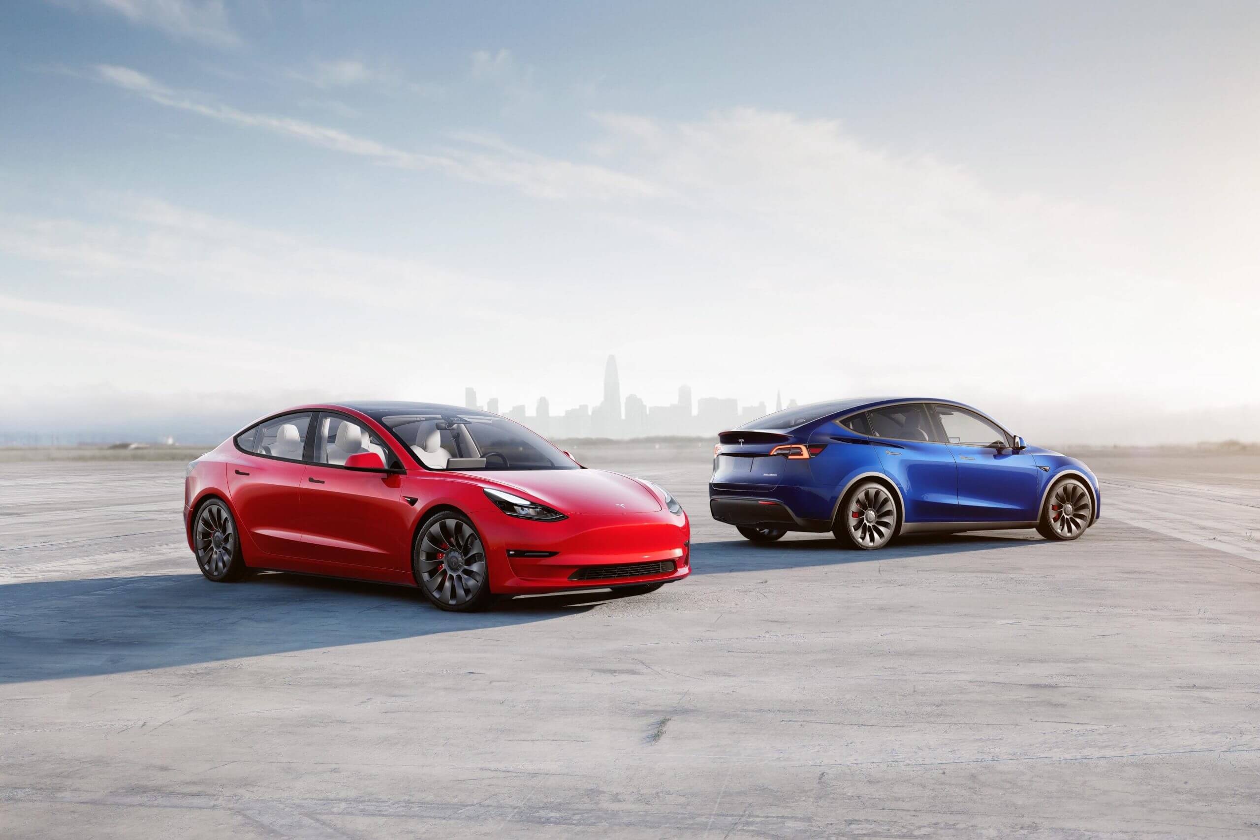 Tesla добавит адаптивные фары в Model Y и устаревшую модель