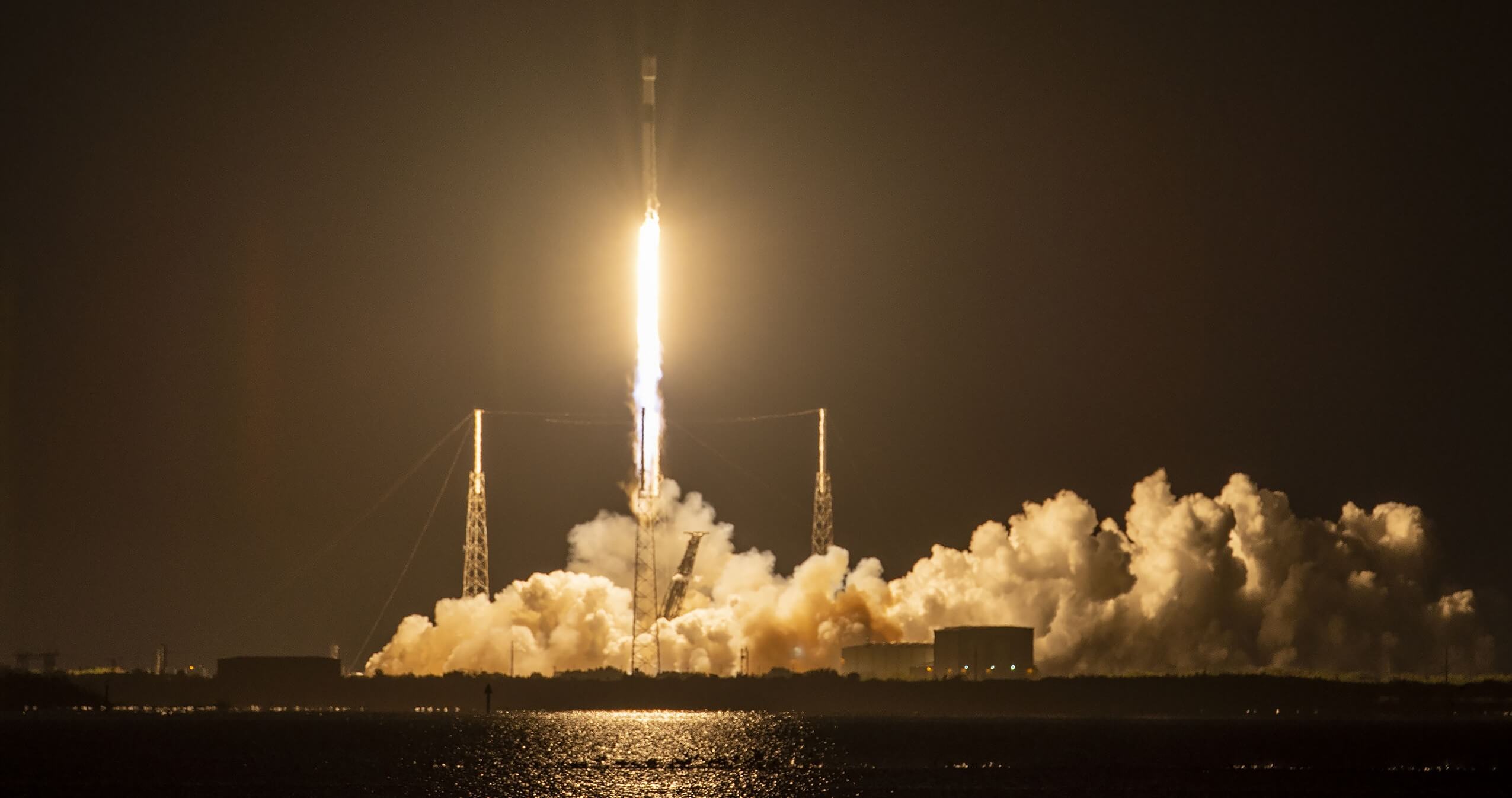 SpaceX는 오늘 밤 22개의 Starlink 위성을 추가로 발사할 계획입니다.