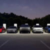 Tesla больше не является просто люксовым брендом, говорит крупный автомобильный магазин