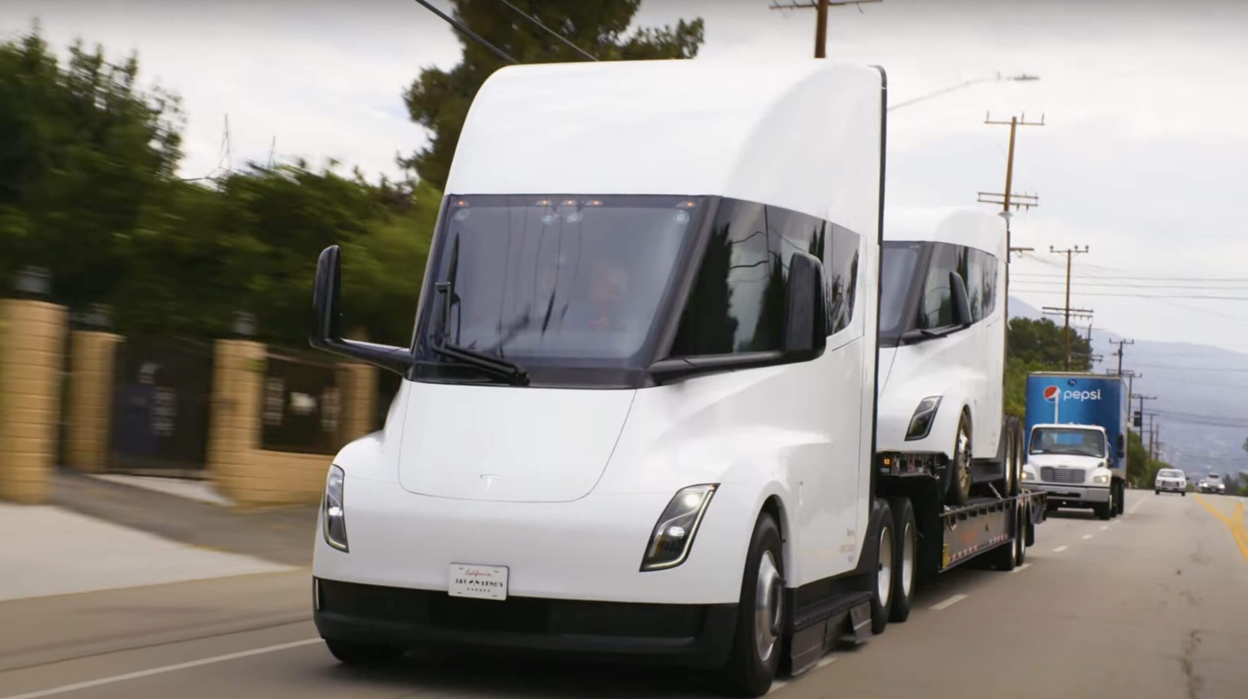 Tesla Semi отправила более 20 тысяч аккумуляторов из Гига-Невады