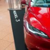 Tesla накопила аккумуляторы у LG Energy Solution в первом квартале: отчет