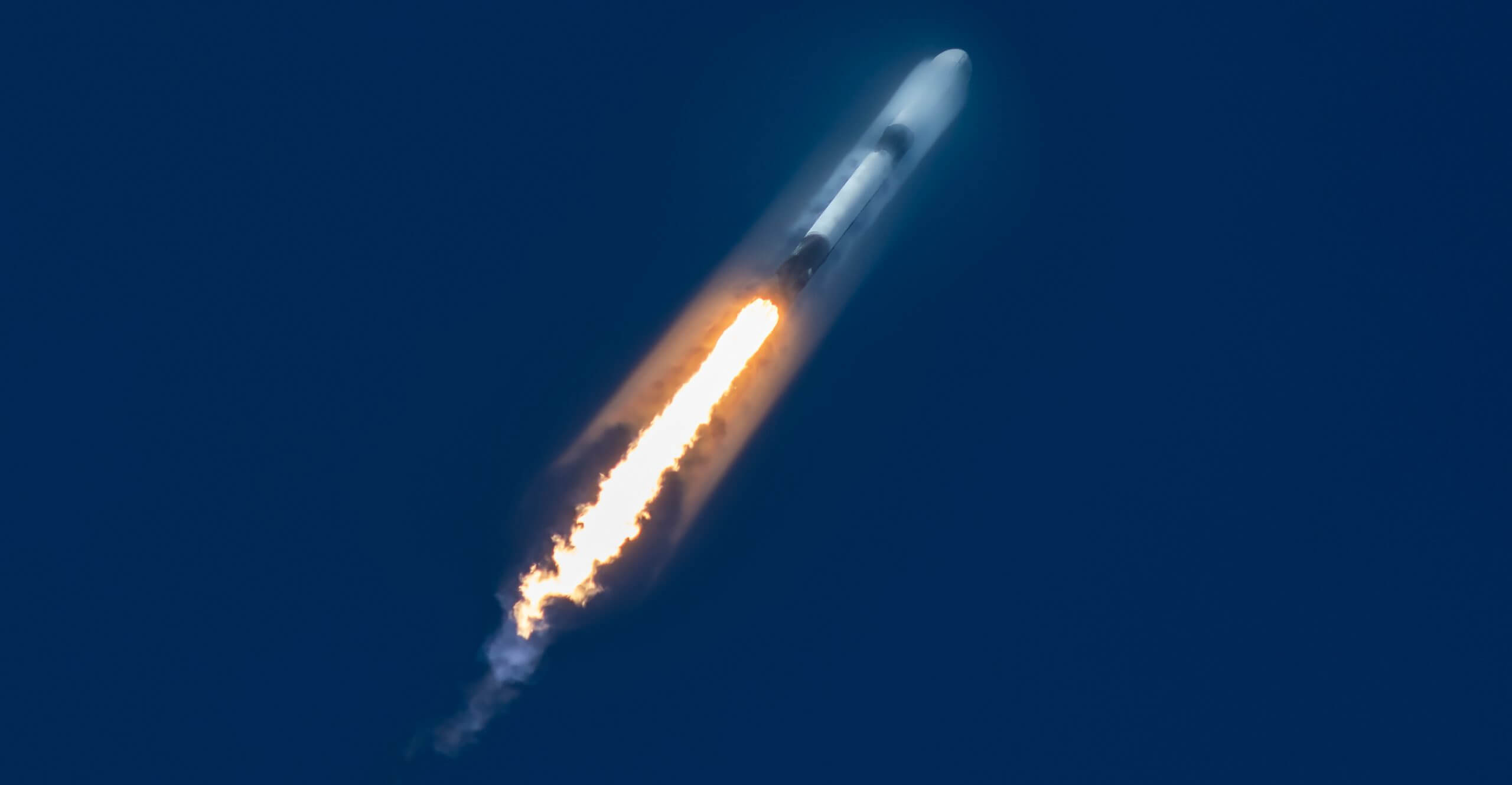 SpaceX запускает 12-ю миссию месяца